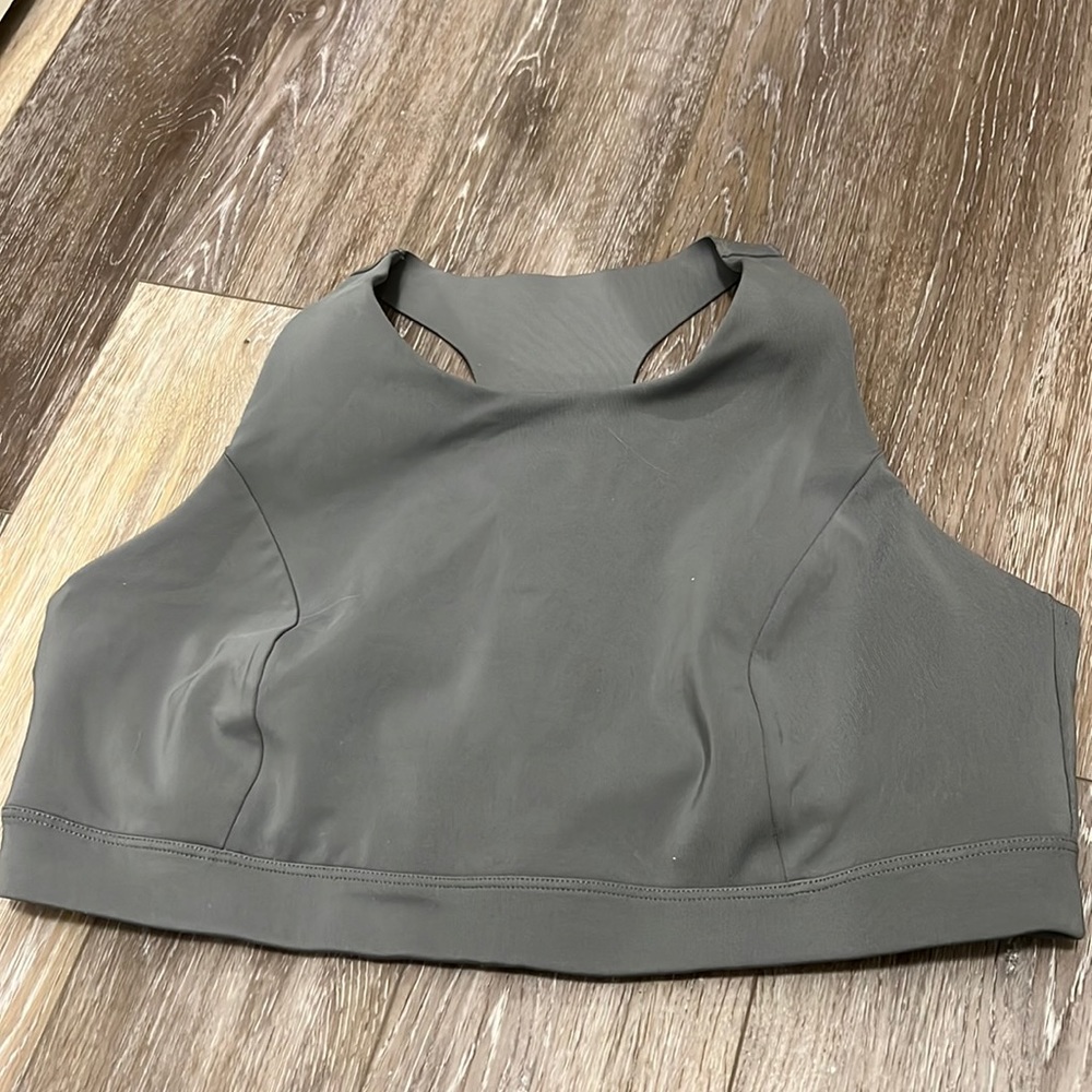 New Gap Gray Sports Bra. Never worn size large